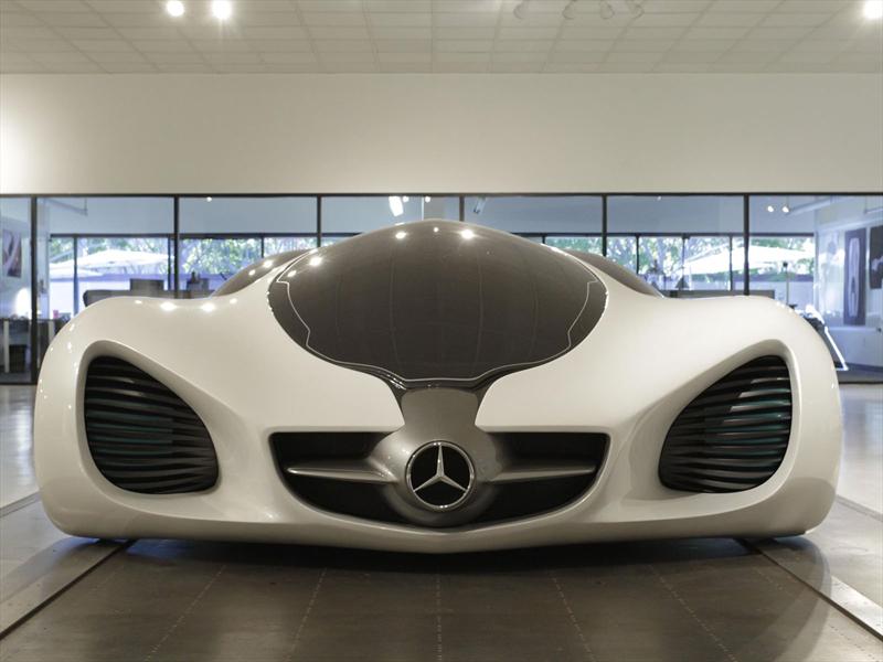 10- Mercedes-Benz