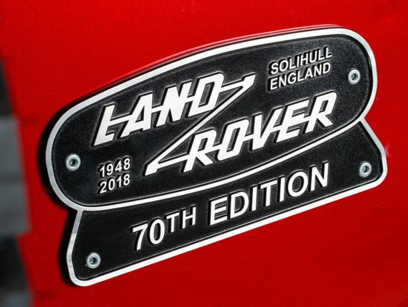 Land Rover Defender V8 70º Aniversario