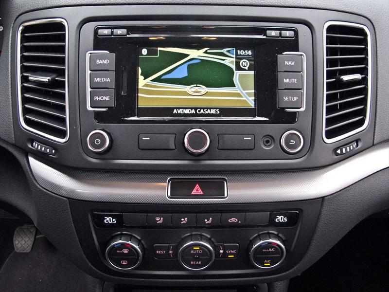 Volkswagen Sharan a prueba