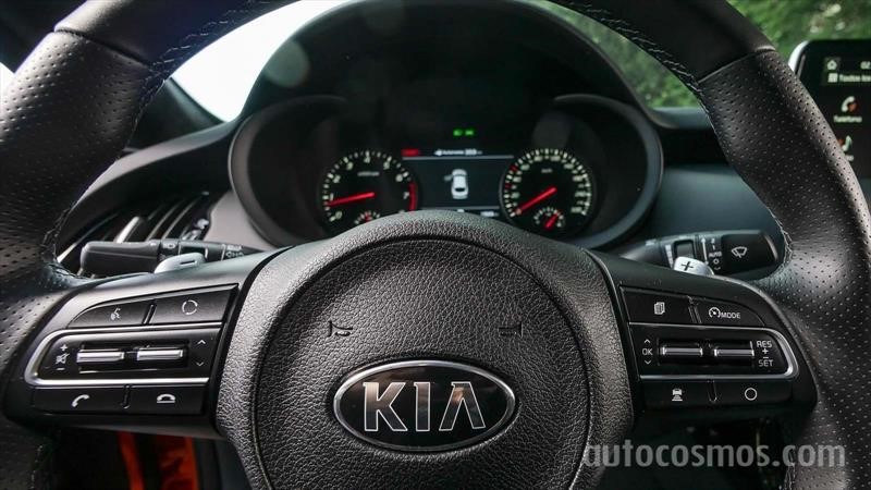 Kia Stinger vs Kia Stinger 2019