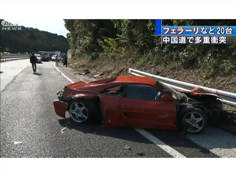 Top 10: Impacto de 8 Ferraris en Japón