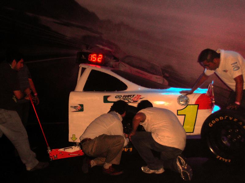 Need for speed: Rivals se presenta en México