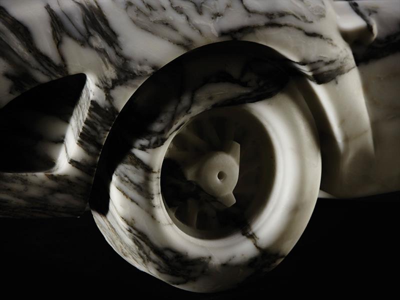 Una Ferrari 250 GTO hecha en mármol