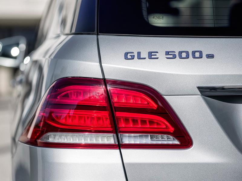 Mercedes-Benz GLE 2016