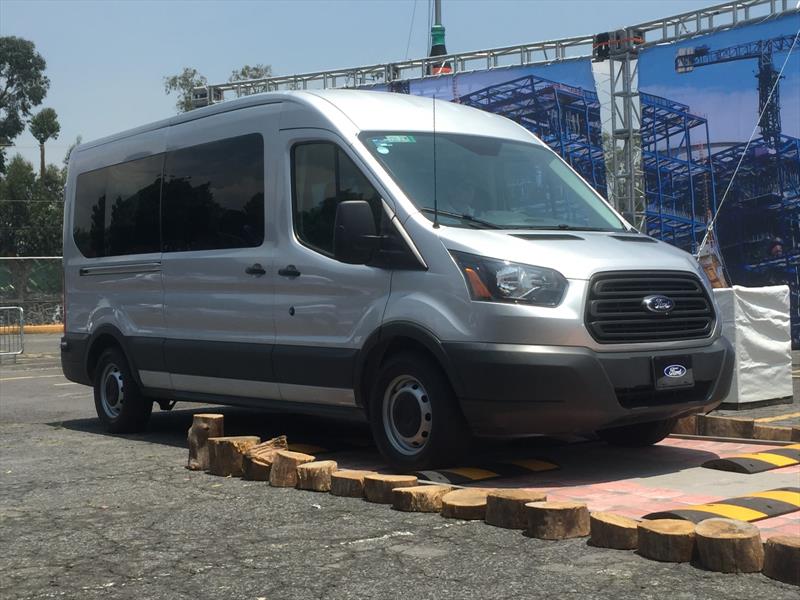 Ford Camiones Comerciales Tour 2015