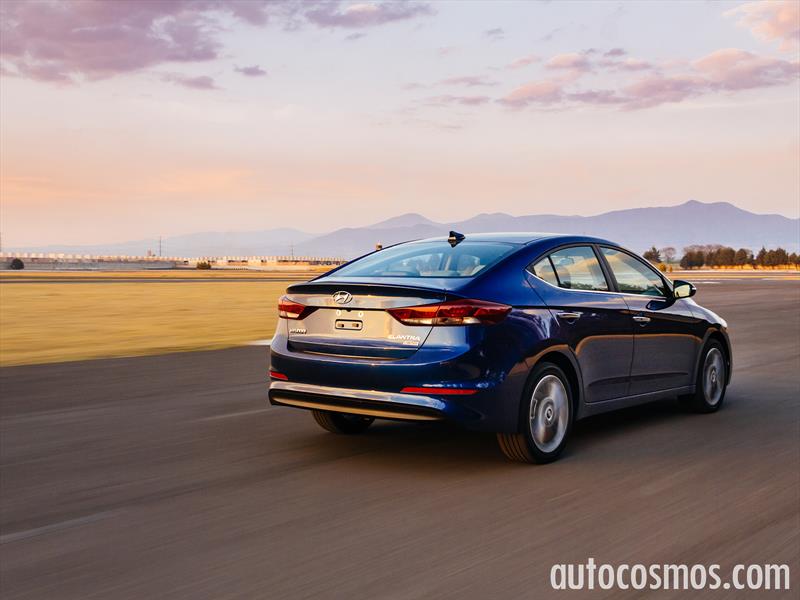 Hyundai Elantra 2017