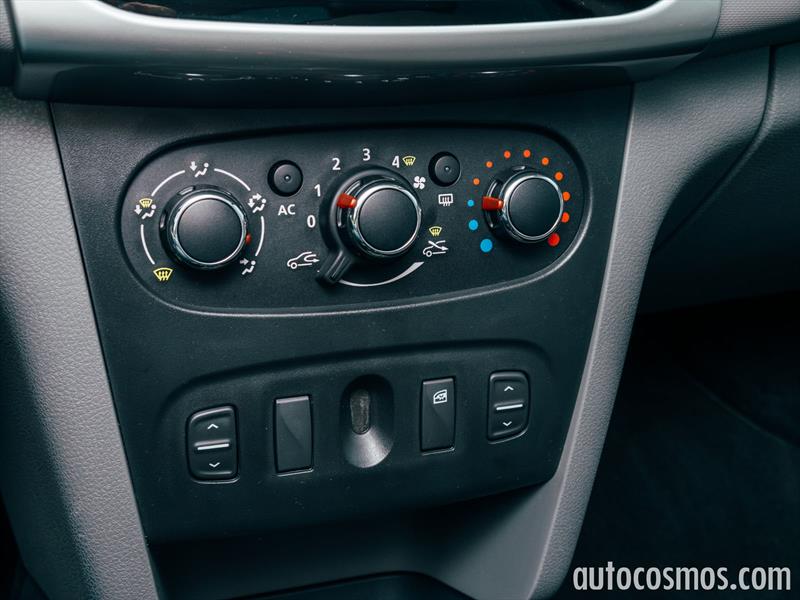 Renault Logan 2015