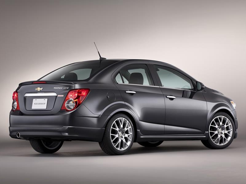 Chevrolet Sonic RS y Dusk Sedán 2014 se presentan