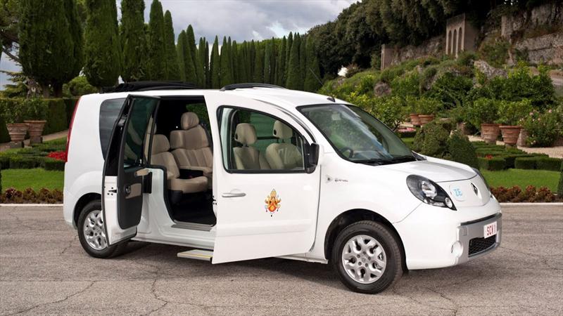 Renault Kangoo Maxi Z.E. del Vaticano