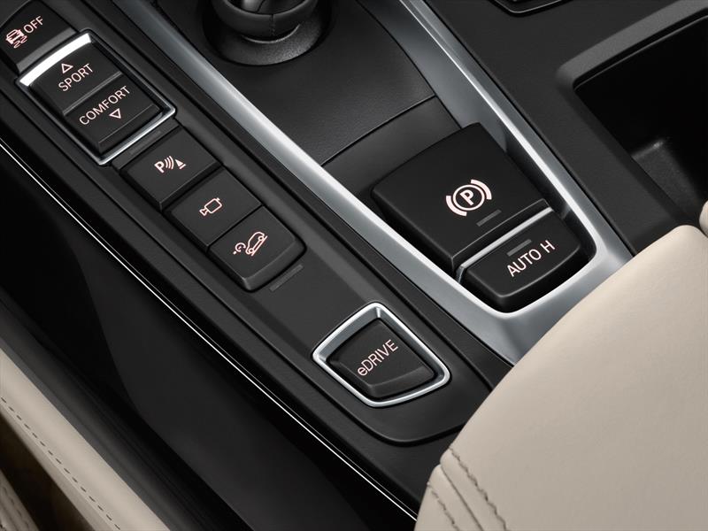 BMW xDrive40e 2016