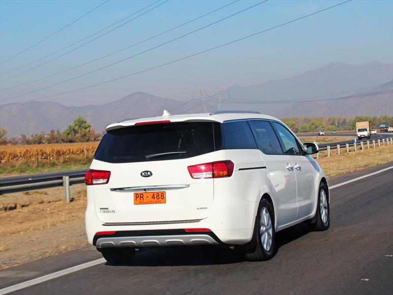 Nuevo Kia Grand Carnival 2015 Lanzamiento en Chile