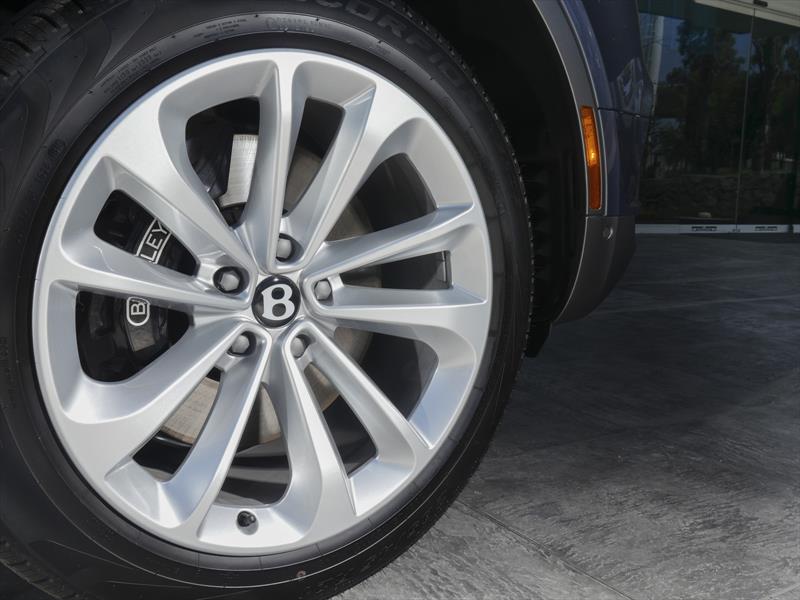 Bentley Bentayga 2017