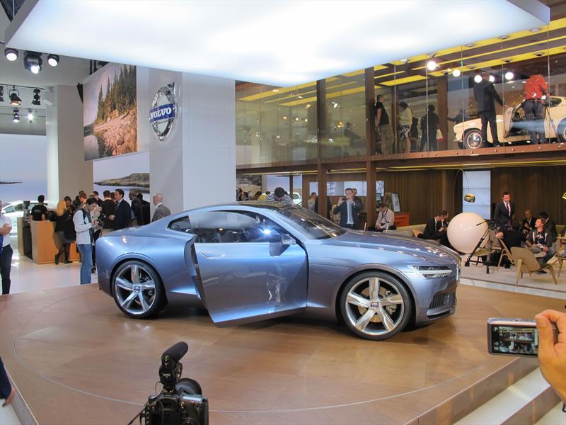 Volvo Concept Coupé se presenta