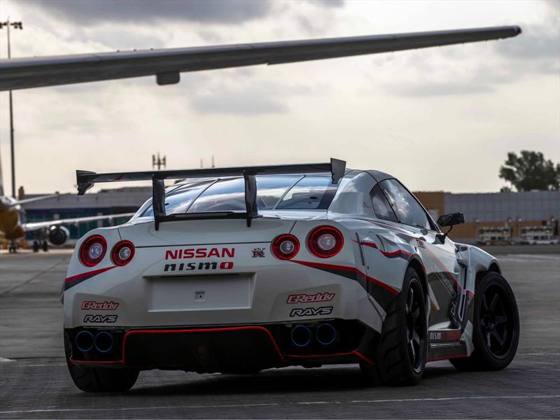 Nissan GT-R logra récord del drift más rápido