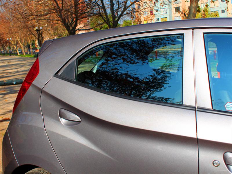 Hyundai EON 0,8L GLS Prueba de manejo