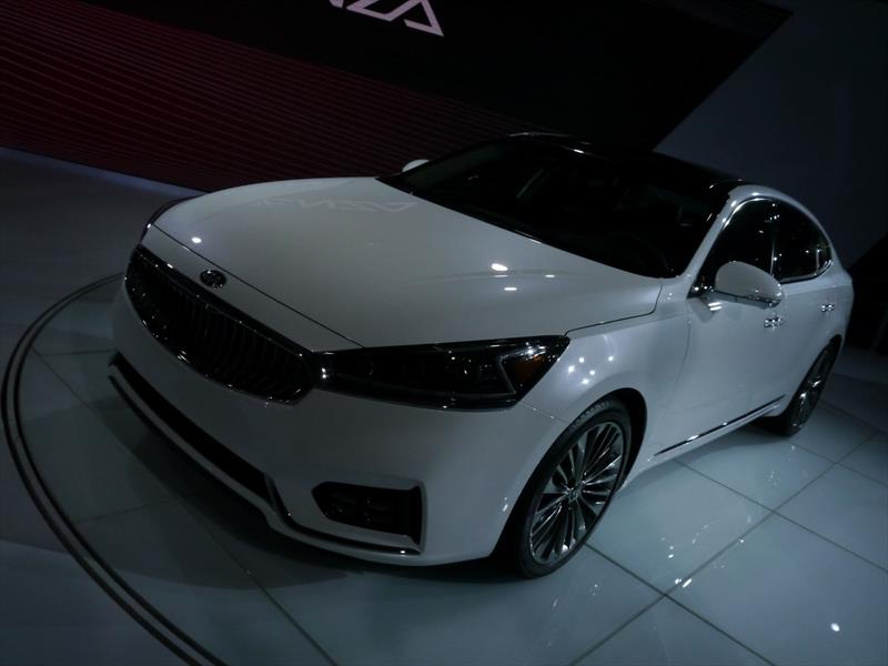 Kia Cadenza 2017