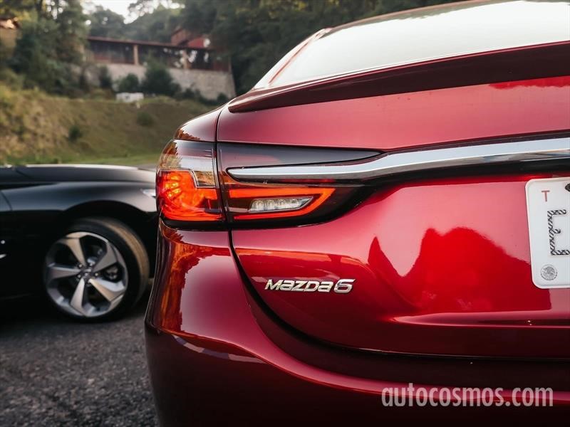 Frente a Frente: Honda Accord 2018 vs Mazda 6 2019