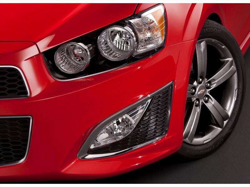 Chevrolet Sonic RS 2013