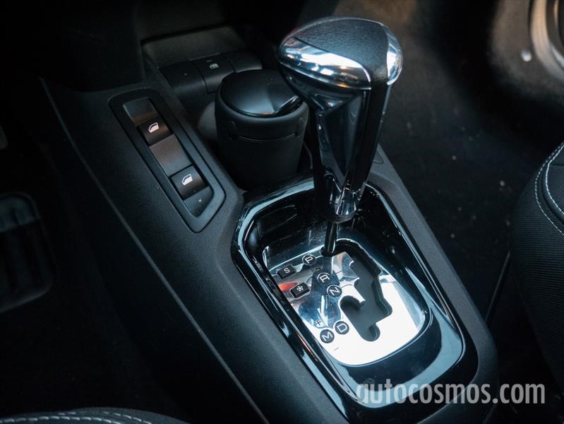 Peugeot 301 AT a prueba