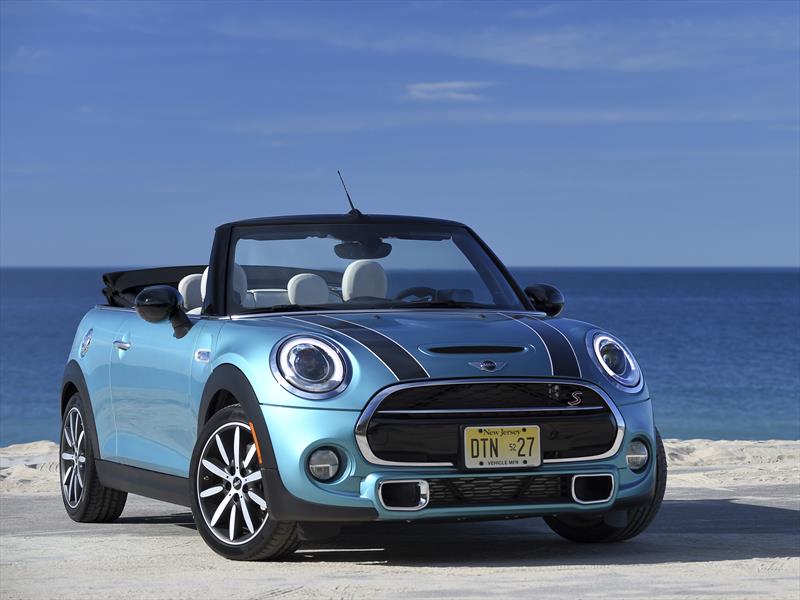 MINI Convertible 2017