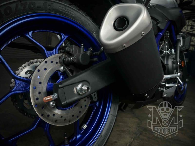 BMW G 310 R vs Yamaha MT-03