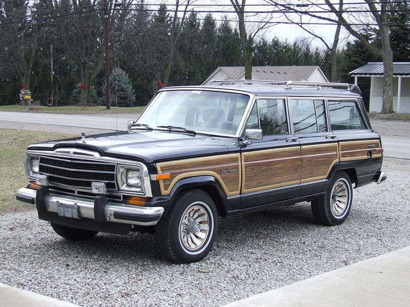 Jeep Wagoneer