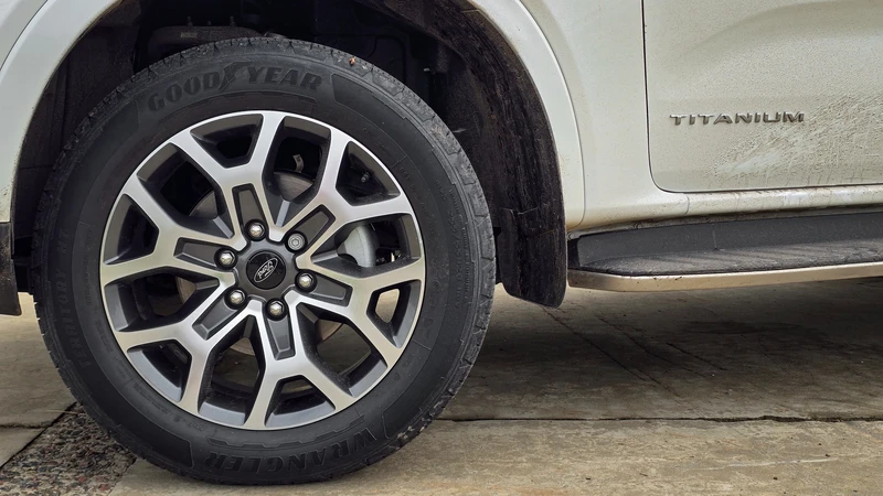 Test Drive Ford Everest Titanium