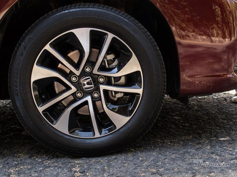 Honda Civic Sedán EXL 2013