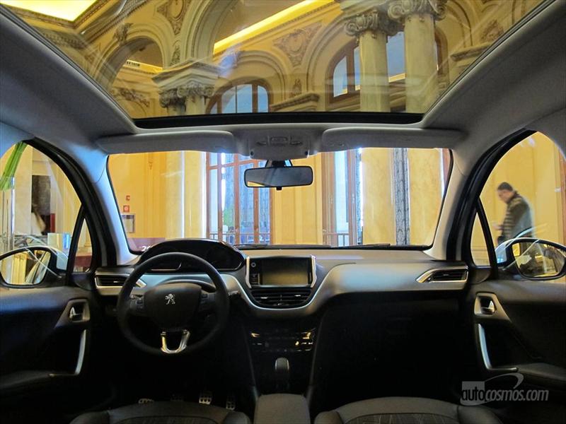 Manejamos el nuevo Peugeot 208