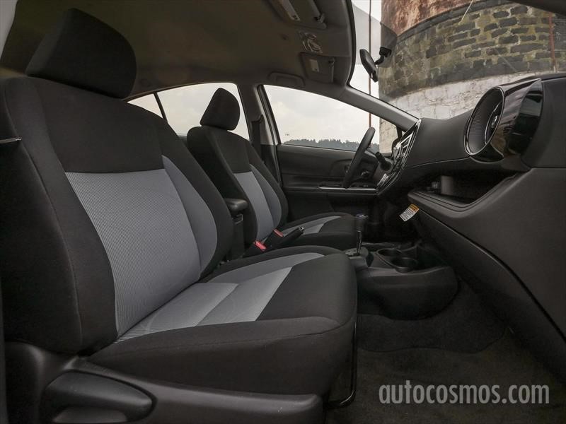 Toyota Prius C 2018