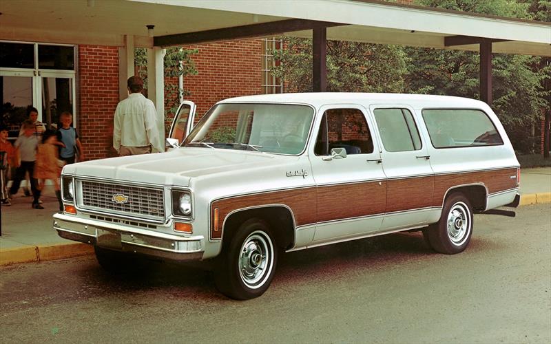 Chevrolet Suburban 8ª Generación 1973-1991