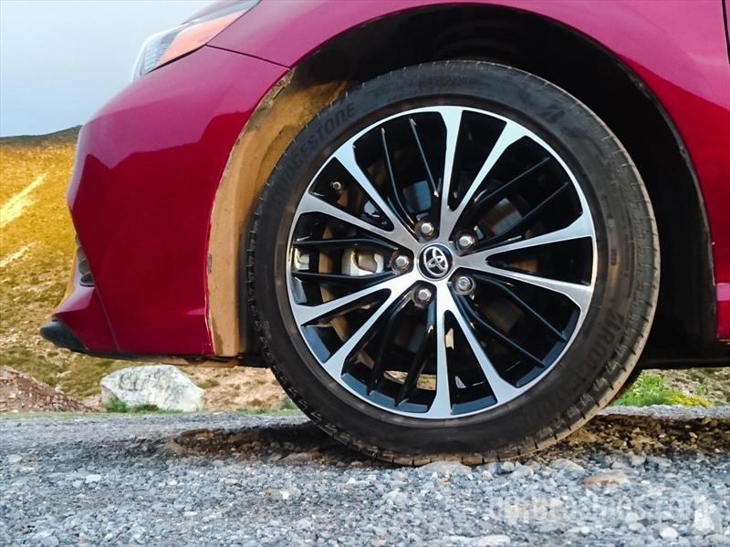 Toyota Camry 2018