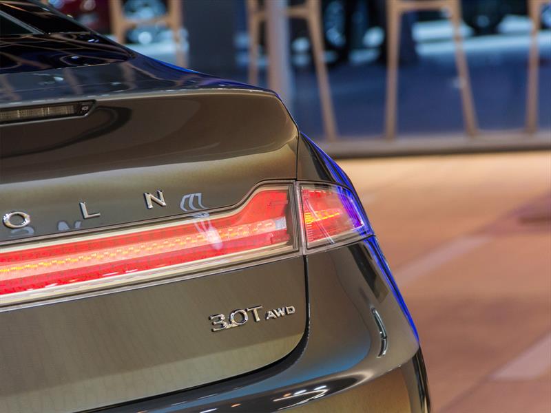 Lincoln MKZ 2017