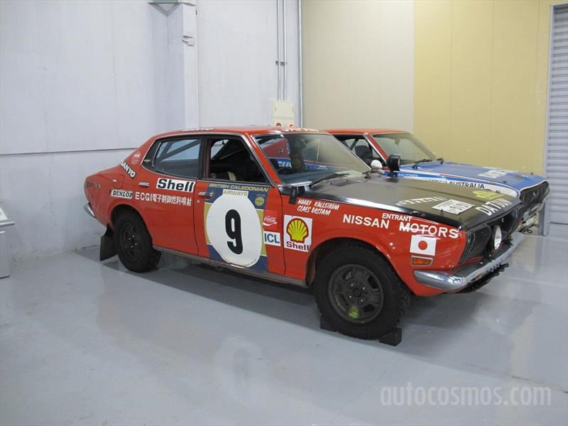 Nissan 80 aniversario - Autos de competencia