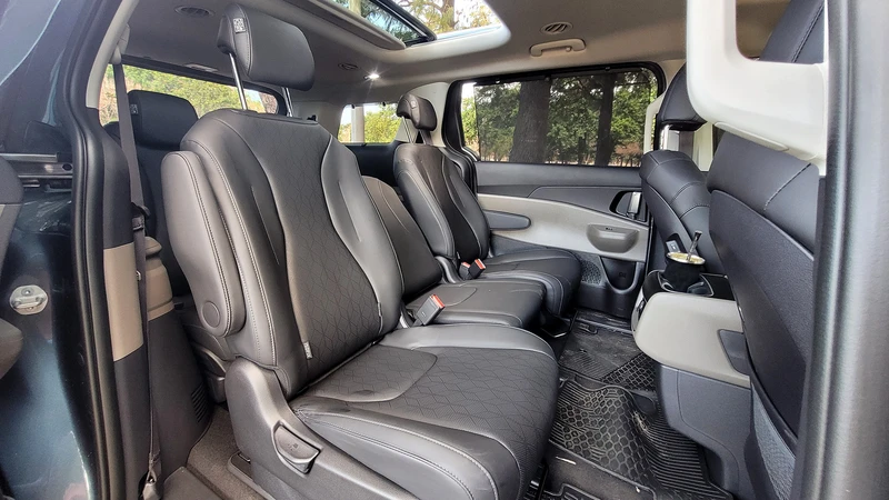 Test Drive Kia Carnival: la nave especial estrena