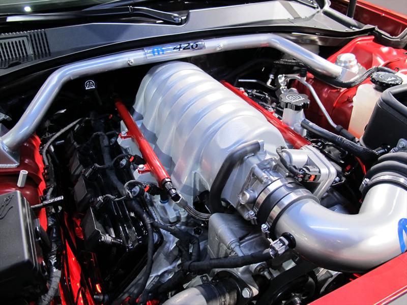 Dodge Charger RedLine - motor