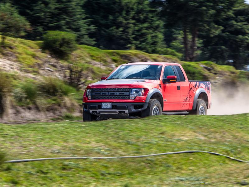 Ford Lobo SVT Raptor 2011