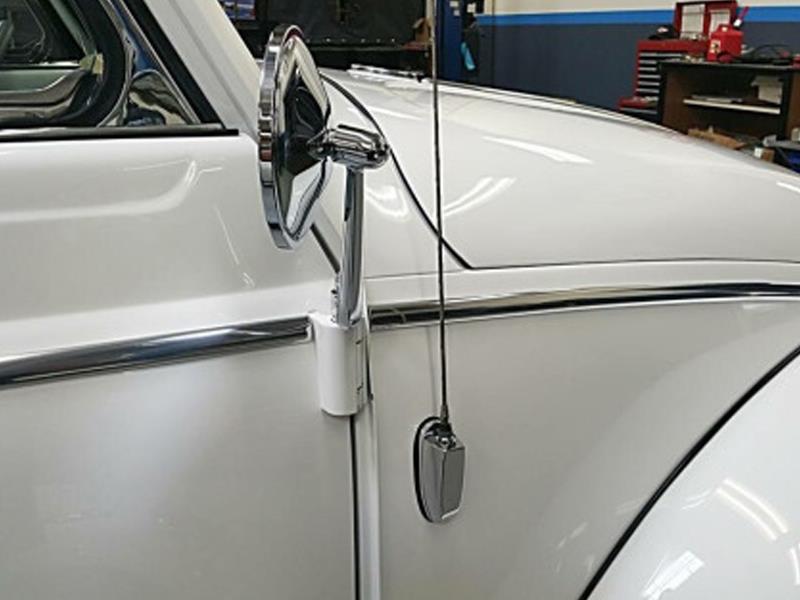 Un Vocho convertible gigante