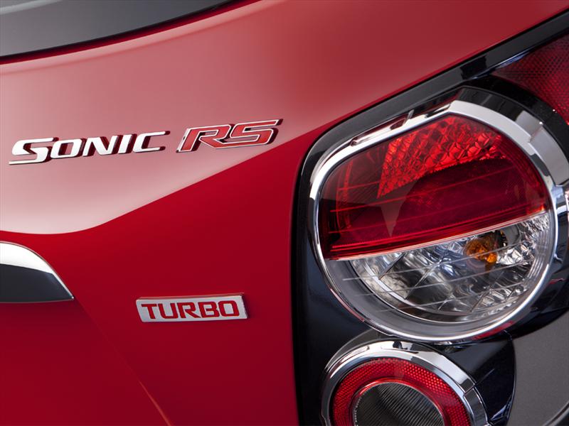 Chevrolet Sonic RS 2013
