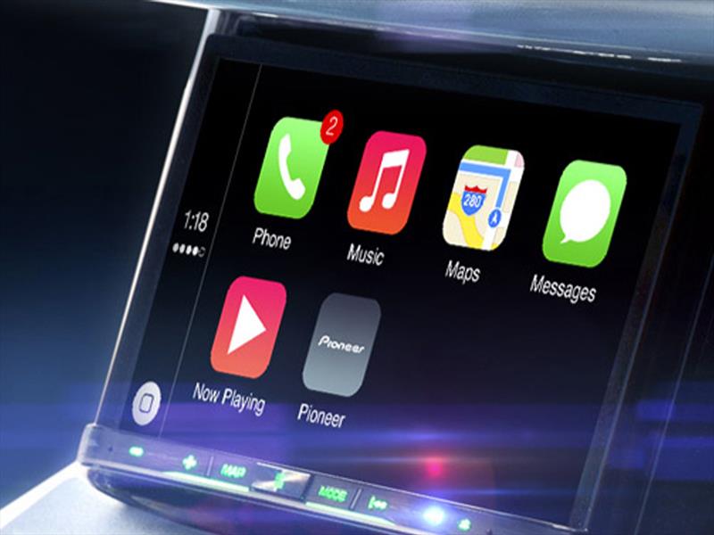 Auto-estéreo Pioneer con Apple CarPlay