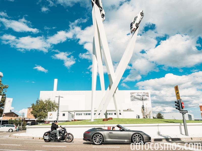 Porsche 911 Carrera 4 Cabriolet 2017