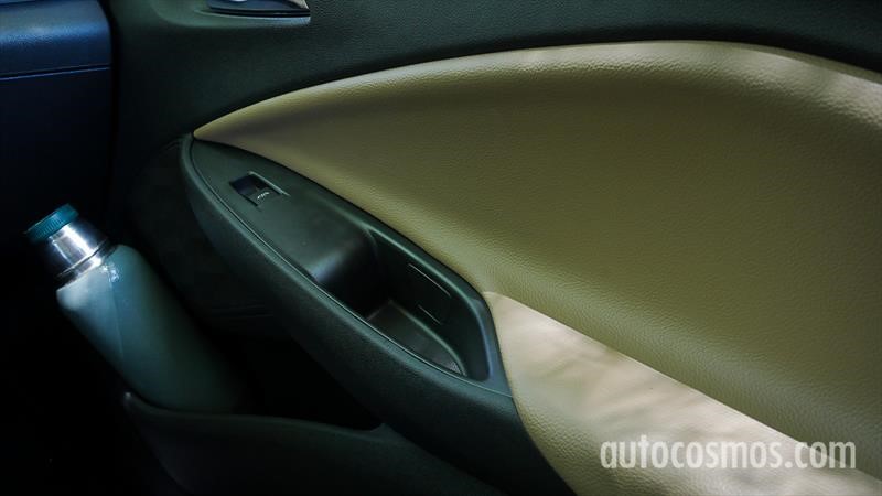 Chevrolet Onix Hatchback 2020 a prueba