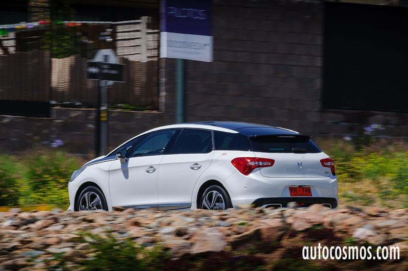 Test Drive: DS5 2017