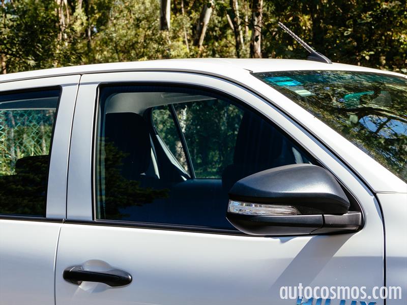 Toyota Hilux 2016