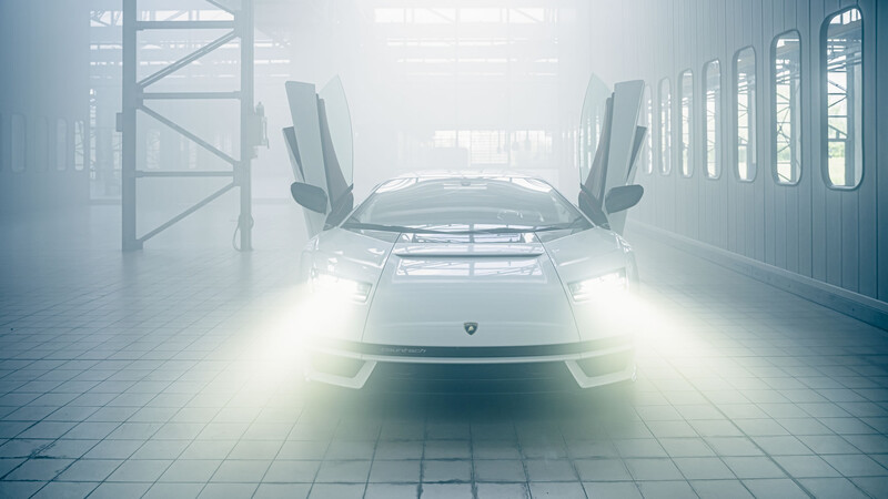 Lamborghini Countach LPI 800-4