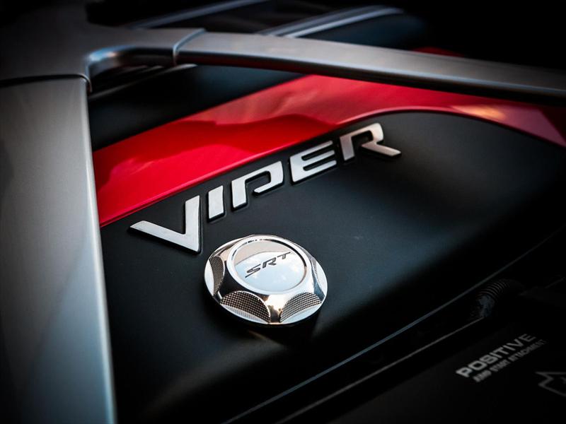 Dodge Viper pone veneno en el Salón de BA 2013