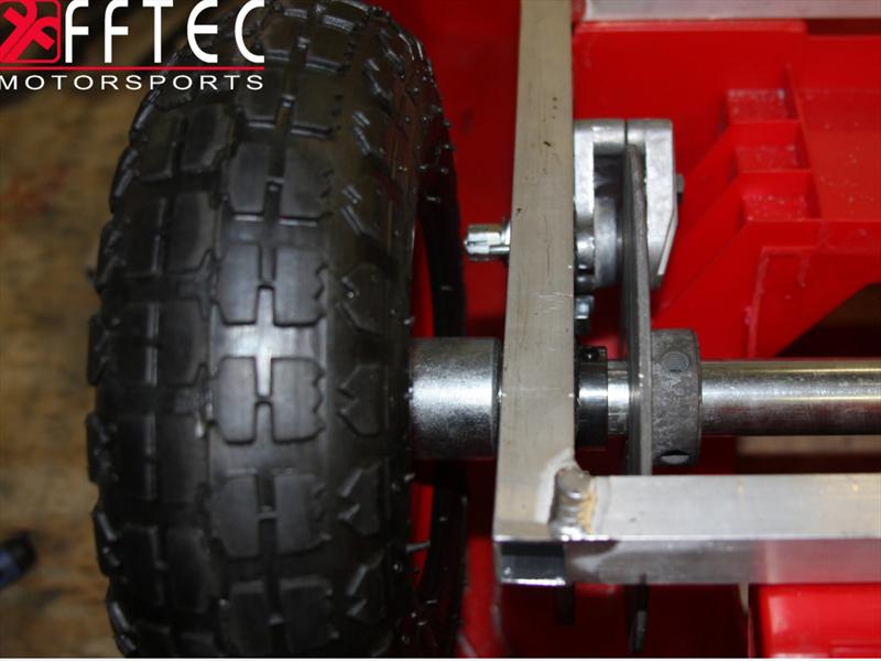 Auto de juguete modificado por FFTEC Motorsports