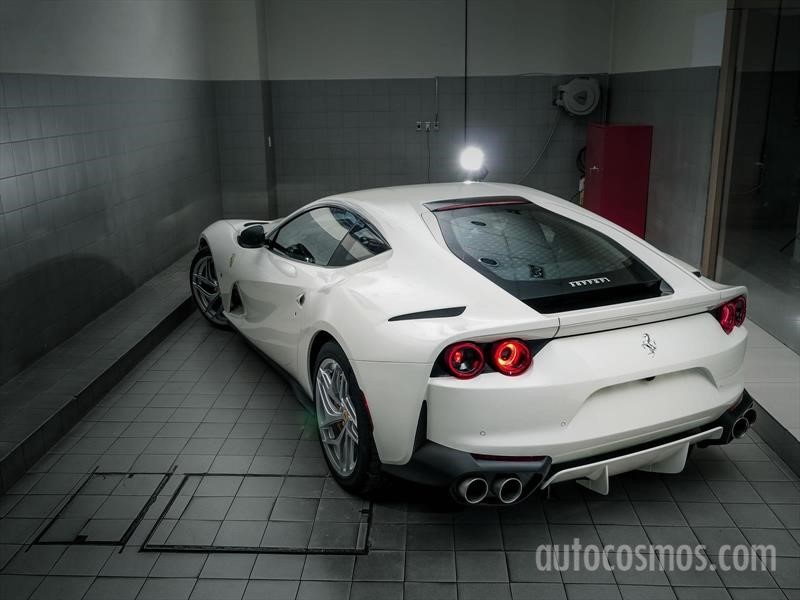 Ferrari 812 Superfast