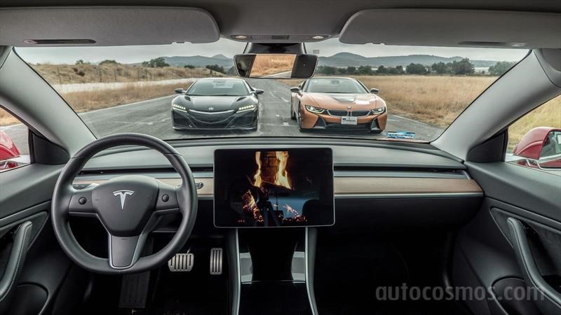 Tesla Model 3 vs BMW i8 Roadster vs Acura NSX