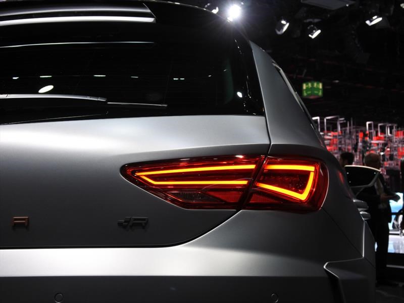 SEAT Leon Cupra R